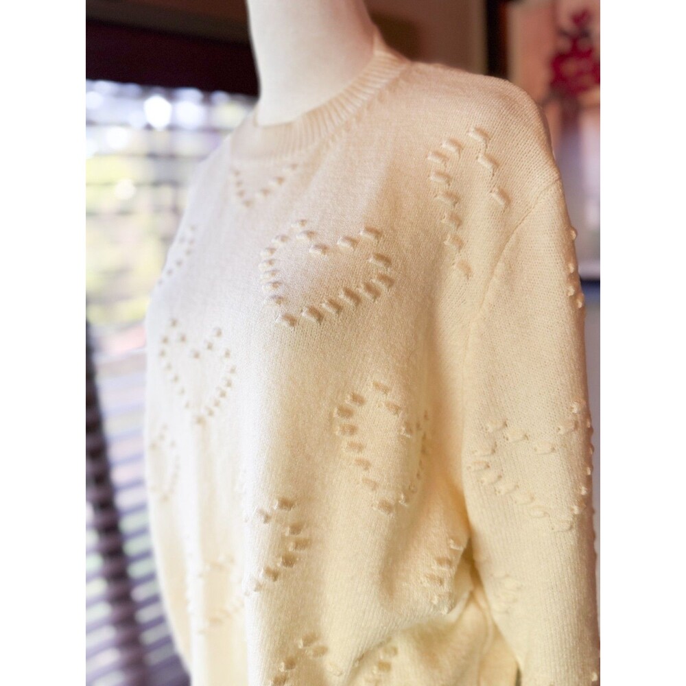 Anthropologie Doe & Rae Cozy Heart Sweater size Large - Super Clean!